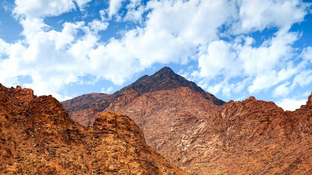 Mount sinai with blue skies full 2